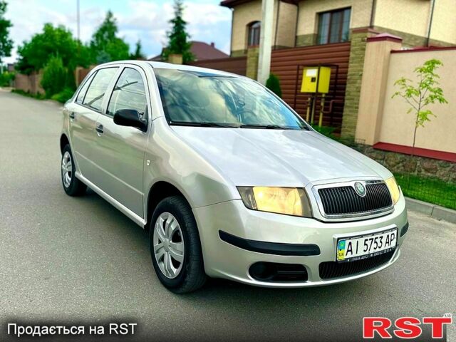 Сірий Шкода Фабія, об'ємом двигуна 1.2 л та пробігом 160 тис. км за 3650 $, фото 5 на Automoto.ua