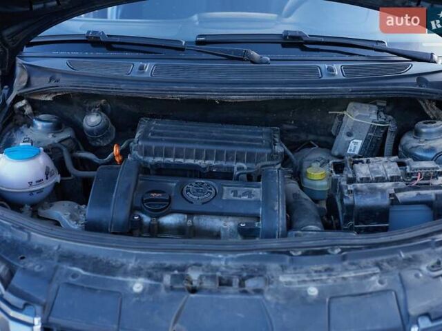 Сірий Шкода Фабія, об'ємом двигуна 1.39 л та пробігом 211 тис. км за 3900 $, фото 11 на Automoto.ua