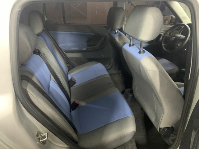 Серый Шкода Фабия, объемом двигателя 1.2 л и пробегом 154 тыс. км за 4299 $, фото 8 на Automoto.ua