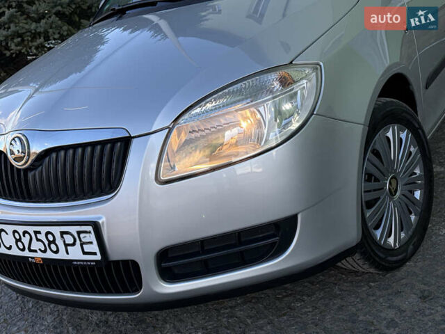 Серый Шкода Фабия, объемом двигателя 1.6 л и пробегом 236 тыс. км за 5199 $, фото 6 на Automoto.ua