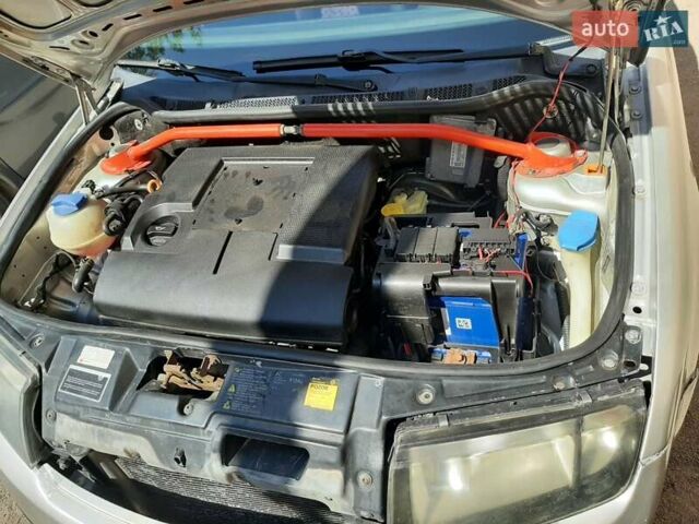 Серый Шкода Фабия, объемом двигателя 1.2 л и пробегом 157 тыс. км за 4500 $, фото 6 на Automoto.ua