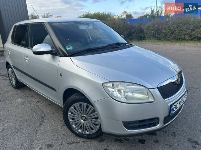 Серый Шкода Фабия, объемом двигателя 1.6 л и пробегом 236 тыс. км за 4850 $, фото 16 на Automoto.ua
