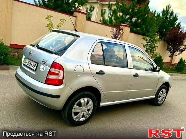 Сірий Шкода Фабія, об'ємом двигуна 1.2 л та пробігом 160 тис. км за 3650 $, фото 4 на Automoto.ua