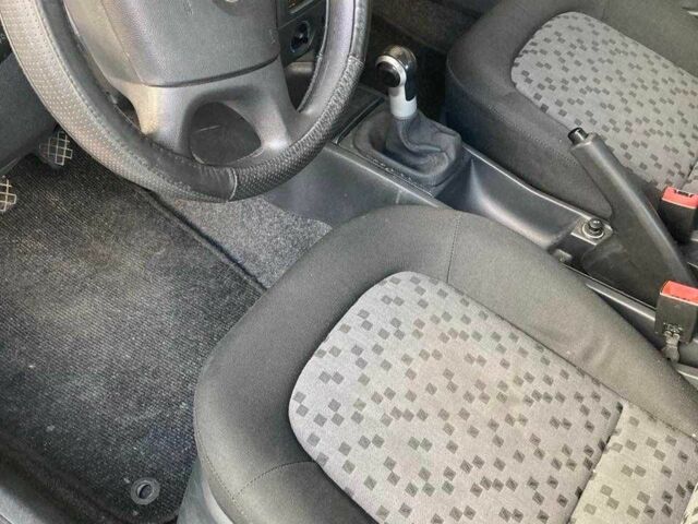 Шкода Фабия 2007 в Каменское - Днепродзержинск на Automoto.ua Серый Шкода Фабия, объемом двигателя 1.2 л и пробегом 122 тыс. км за 4923 $, фото 4 на Automoto.ua