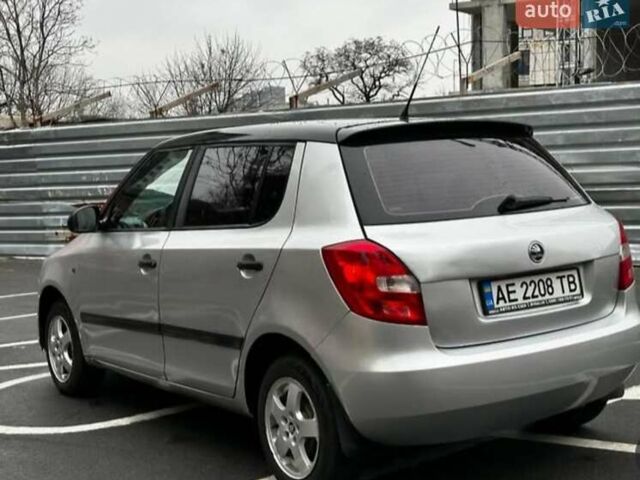Сірий Шкода Фабія, об'ємом двигуна 1.2 л та пробігом 290 тис. км за 3500 $, фото 1 на Automoto.ua