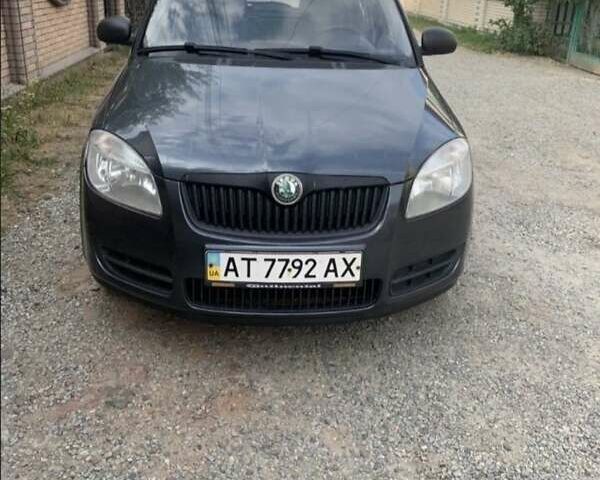 Серый Шкода Фабия, объемом двигателя 1.2 л и пробегом 82 тыс. км за 4350 $, фото 5 на Automoto.ua