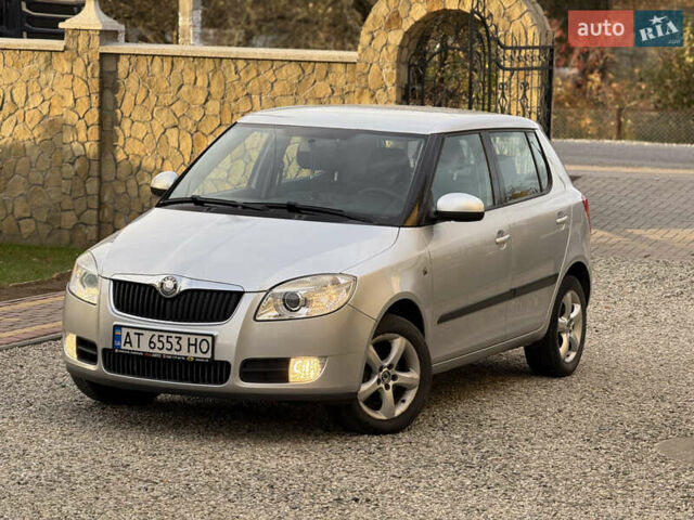 Шкода Фабия 2008 в Коломые на Automoto.ua Серый Шкода Фабия, объемом двигателя 1.2 л и пробегом 126 тыс. км за 5499 $, фото 2 на Automoto.ua