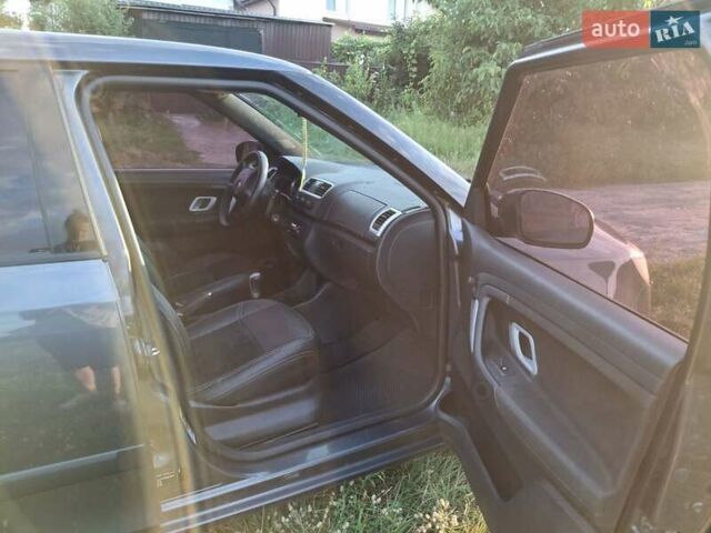 Серый Шкода Фабия, объемом двигателя 1.39 л и пробегом 312 тыс. км за 4000 $, фото 4 на Automoto.ua