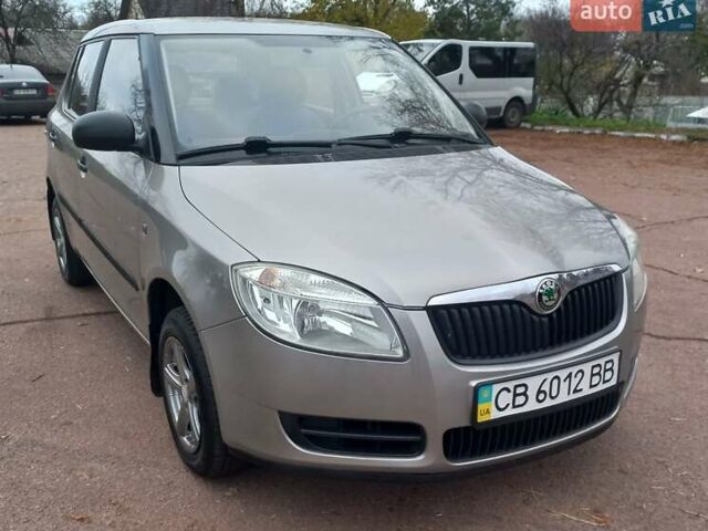 Серый Шкода Фабия, объемом двигателя 1.2 л и пробегом 113 тыс. км за 5100 $, фото 8 на Automoto.ua