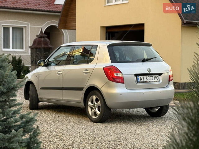 Шкода Фабия 2008 в Коломые на Automoto.ua Серый Шкода Фабия, объемом двигателя 1.2 л и пробегом 126 тыс. км за 5499 $, фото 4 на Automoto.ua