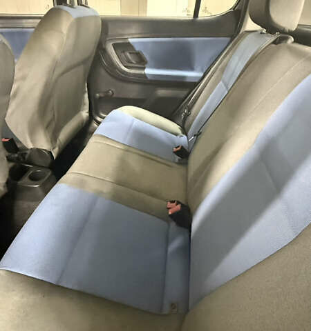 Сірий Шкода Фабія, об'ємом двигуна 1.25 л та пробігом 148 тис. км за 4950 $, фото 5 на Automoto.ua