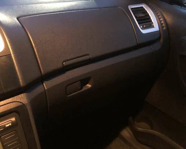 Сірий Шкода Фабія, об'ємом двигуна 1.2 л та пробігом 180 тис. км за 4700 $, фото 6 на Automoto.ua