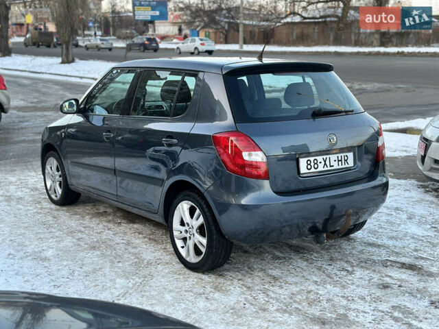 Серый Шкода Фабия, объемом двигателя 1.6 л и пробегом 152 тыс. км за 6500 $, фото 4 на Automoto.ua