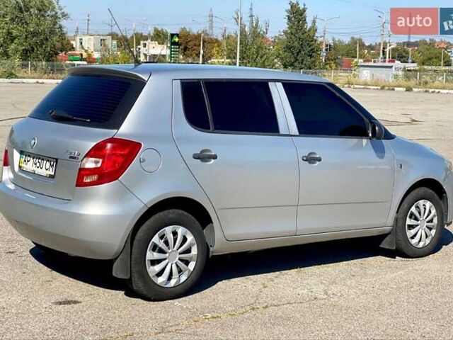 Сірий Шкода Фабія, об'ємом двигуна 1.2 л та пробігом 160 тис. км за 4300 $, фото 7 на Automoto.ua