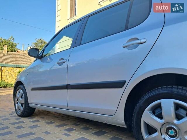 Сірий Шкода Фабія, об'ємом двигуна 1.4 л та пробігом 214 тис. км за 4999 $, фото 22 на Automoto.ua