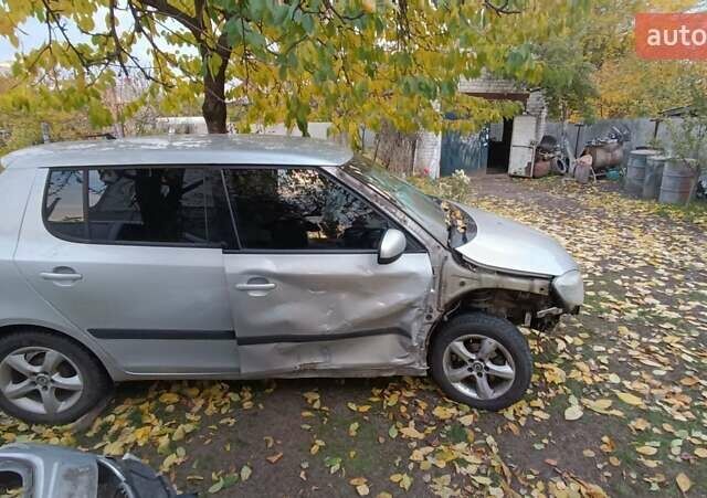 Серый Шкода Фабия, объемом двигателя 1.2 л и пробегом 270 тыс. км за 2500 $, фото 8 на Automoto.ua