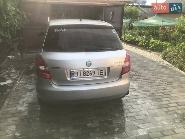 Серый Шкода Фабия, объемом двигателя 1.39 л и пробегом 318 тыс. км за 3700 $, фото 8 на Automoto.ua