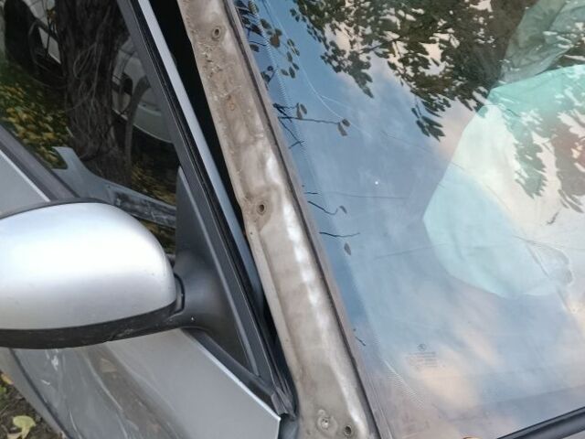 Серый Шкода Фабия, объемом двигателя 1.2 л и пробегом 270 тыс. км за 2500 $, фото 7 на Automoto.ua