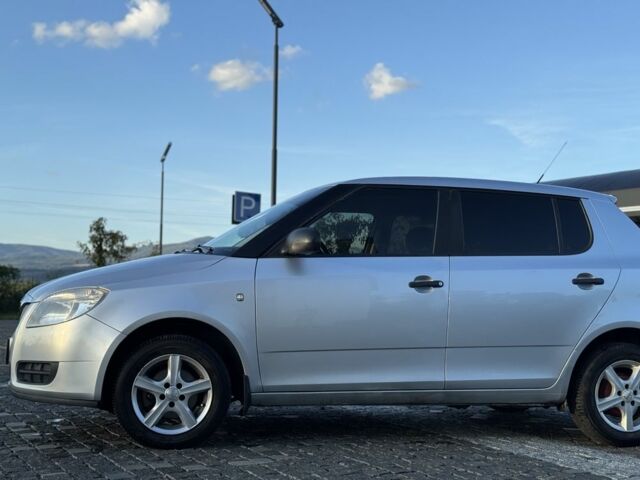 Серый Шкода Фабия, объемом двигателя 1.4 л и пробегом 245 тыс. км за 4699 $, фото 4 на Automoto.ua