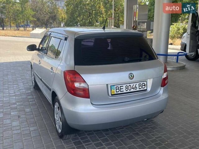 Сірий Шкода Фабія, об'ємом двигуна 1.39 л та пробігом 185 тис. км за 6300 $, фото 14 на Automoto.ua