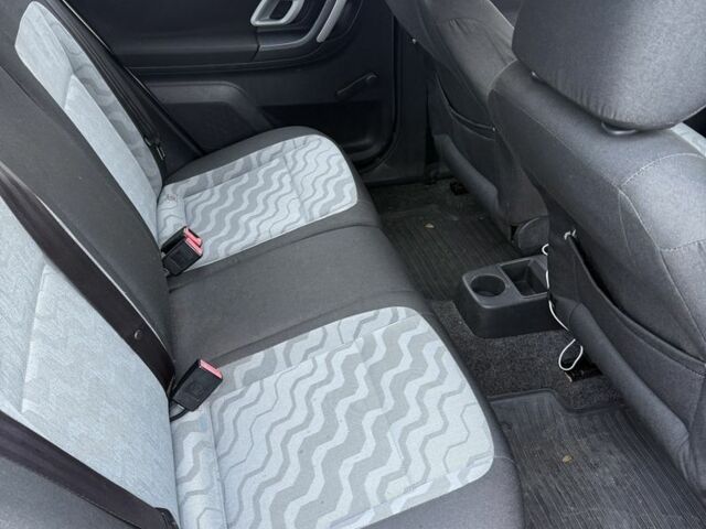 Сірий Шкода Фабія, об'ємом двигуна 1.4 л та пробігом 250 тис. км за 4100 $, фото 5 на Automoto.ua