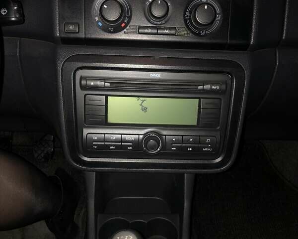 Сірий Шкода Фабія, об'ємом двигуна 1.2 л та пробігом 180 тис. км за 4700 $, фото 3 на Automoto.ua