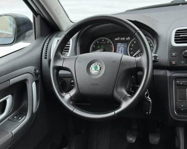 Сірий Шкода Фабія, об'ємом двигуна 1.4 л та пробігом 230 тис. км за 5999 $, фото 80 на Automoto.ua