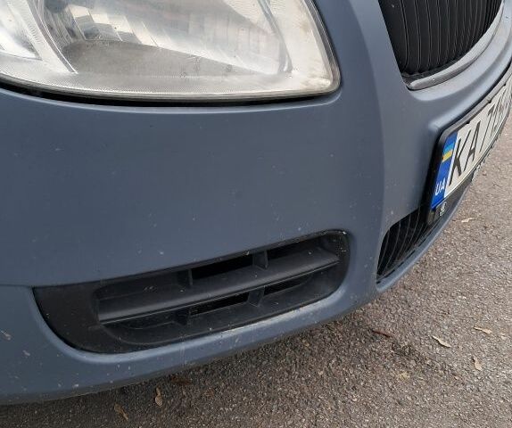 Серый Шкода Фабия, объемом двигателя 1.4 л и пробегом 253 тыс. км за 2500 $, фото 7 на Automoto.ua