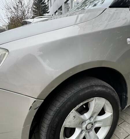 Сірий Шкода Фабія, об'ємом двигуна 1.6 л та пробігом 200 тис. км за 6500 $, фото 10 на Automoto.ua