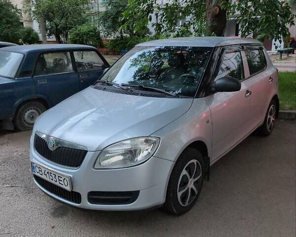 Серый Шкода Фабия, объемом двигателя 1.39 л и пробегом 154 тыс. км за 4999 $, фото 4 на Automoto.ua