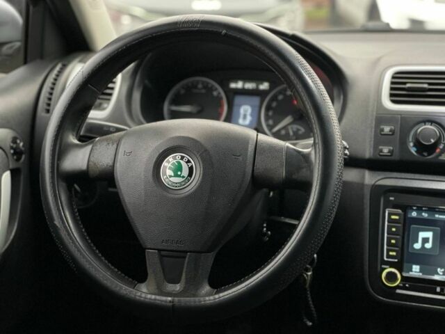 Шкода Фабия 2008 в Кривом Роге на Automoto.ua Серый Шкода Фабия, объемом двигателя 1.4 л и пробегом 335 тыс. км за 4600 $, фото 9 на Automoto.ua
