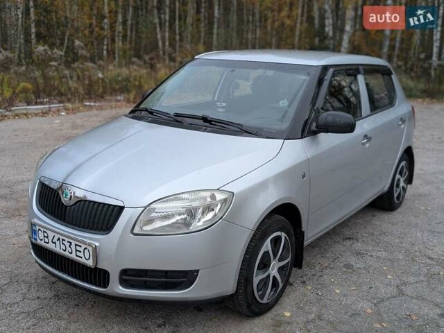 Серый Шкода Фабия, объемом двигателя 1.39 л и пробегом 154 тыс. км за 4999 $, фото 5 на Automoto.ua