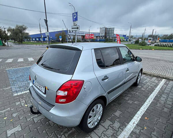 Сірий Шкода Фабія, об'ємом двигуна 1.2 л та пробігом 214 тис. км за 5200 $, фото 3 на Automoto.ua
