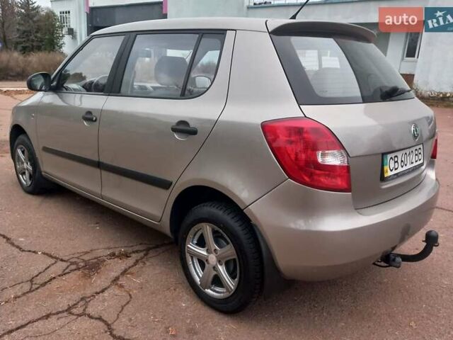 Серый Шкода Фабия, объемом двигателя 1.2 л и пробегом 113 тыс. км за 5100 $, фото 18 на Automoto.ua