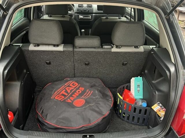 Шкода Фабия 2008 в Львове на Automoto.ua Серый Шкода Фабия, объемом двигателя 1.2 л и пробегом 225 тыс. км за 4200 $, фото 6 на Automoto.ua