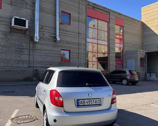 Сірий Шкода Фабія, об'ємом двигуна 1.2 л та пробігом 268 тис. км за 4500 $, фото 2 на Automoto.ua