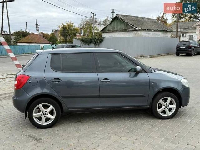 Сірий Шкода Фабія, об'ємом двигуна 1.4 л та пробігом 199 тис. км за 5500 $, фото 4 на Automoto.ua