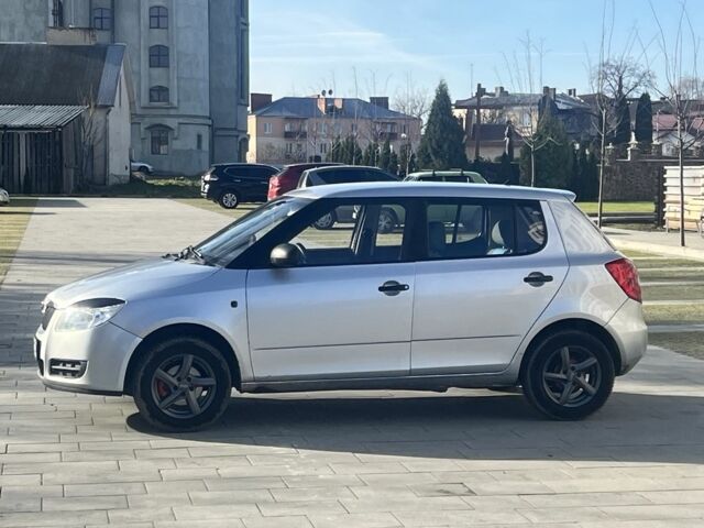 Серый Шкода Фабия, объемом двигателя 1.4 л и пробегом 236 тыс. км за 3650 $, фото 14 на Automoto.ua