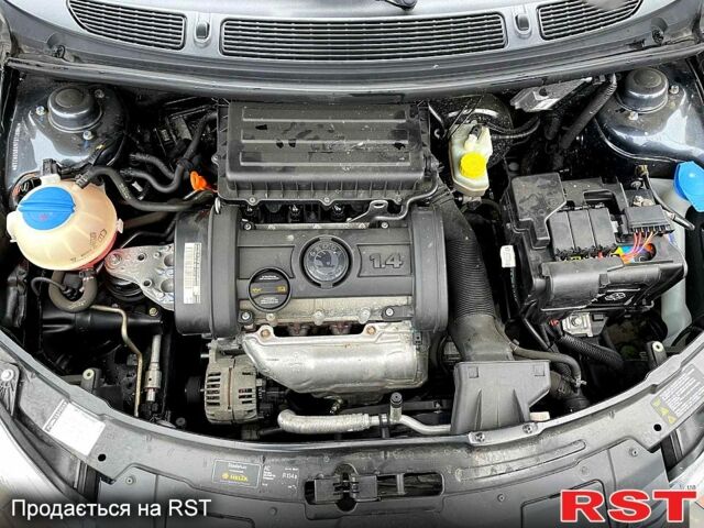 Серый Шкода Фабия, объемом двигателя 1.4 л и пробегом 69 тыс. км за 6150 $, фото 7 на Automoto.ua