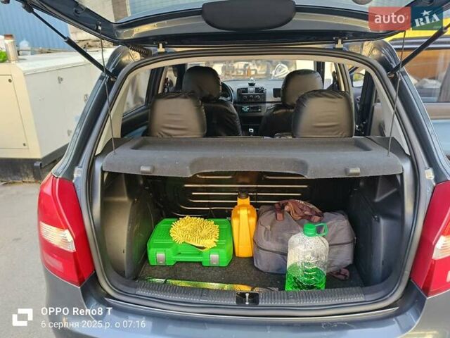 Сірий Шкода Фабія, об'ємом двигуна 1.2 л та пробігом 163 тис. км за 3700 $, фото 31 на Automoto.ua