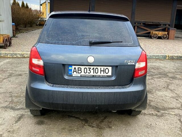 Сірий Шкода Фабія, об'ємом двигуна 1.2 л та пробігом 0 тис. км за 4000 $, фото 1 на Automoto.ua