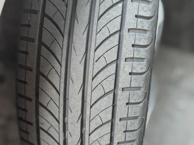 Серый Шкода Фабия, объемом двигателя 1.4 л и пробегом 154 тыс. км за 4999 $, фото 7 на Automoto.ua