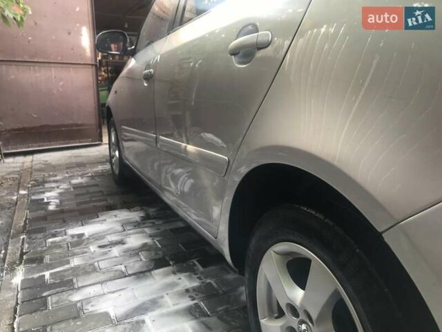 Серый Шкода Фабия, объемом двигателя 1.39 л и пробегом 318 тыс. км за 3700 $, фото 9 на Automoto.ua