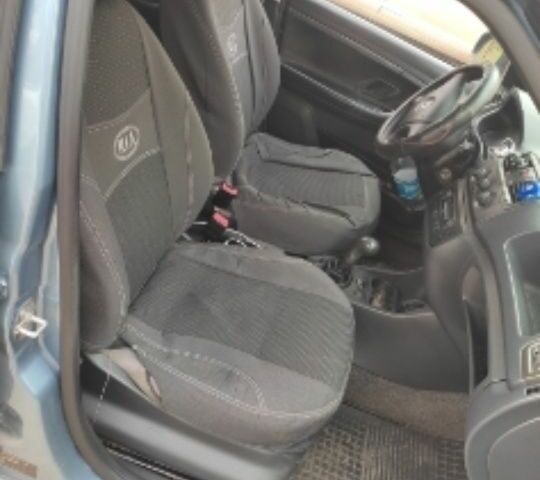 Серый Шкода Фабия, объемом двигателя 1.4 л и пробегом 260 тыс. км за 3200 $, фото 5 на Automoto.ua