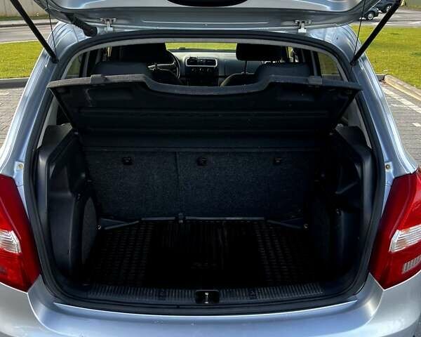 Серый Шкода Фабия, объемом двигателя 1.2 л и пробегом 123 тыс. км за 5000 $, фото 3 на Automoto.ua