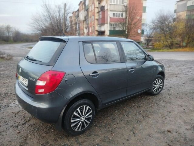 Серый Шкода Фабия, объемом двигателя 1.2 л и пробегом 143 тыс. км за 4500 $, фото 9 на Automoto.ua