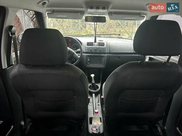 Серый Шкода Фабия, объемом двигателя 1.2 л и пробегом 212 тыс. км за 5245 $, фото 24 на Automoto.ua