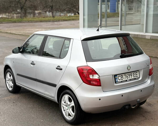 Серый Шкода Фабия, объемом двигателя 1.39 л и пробегом 242 тыс. км за 4850 $, фото 1 на Automoto.ua