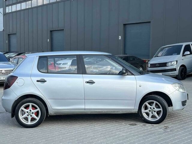 Сірий Шкода Фабія, об'ємом двигуна 1.2 л та пробігом 377 тис. км за 2640 $, фото 23 на Automoto.ua