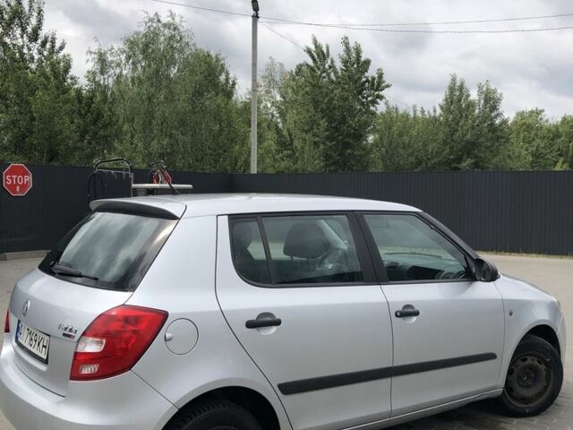 Серый Шкода Фабия, объемом двигателя 1.2 л и пробегом 209 тыс. км за 4799 $, фото 7 на Automoto.ua